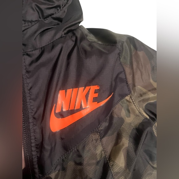 Nike Toddler/Baby 2T (1-2 YRS) Camo Jacket/ Coat - Picture 3 of 6